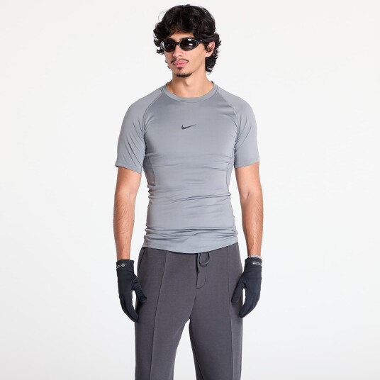 Nike Pro Dri-FIT Tight Top Short Sleeve t-skjorte herre Grå L