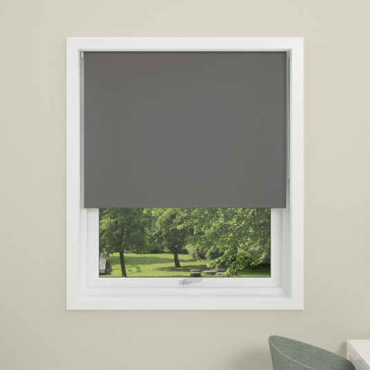 DEBEL RULLEGARDIN UNI MAXI LYSTETT GRÅ 120X210