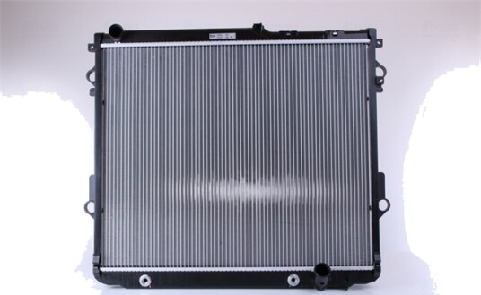 Radiator NISSENS 646826