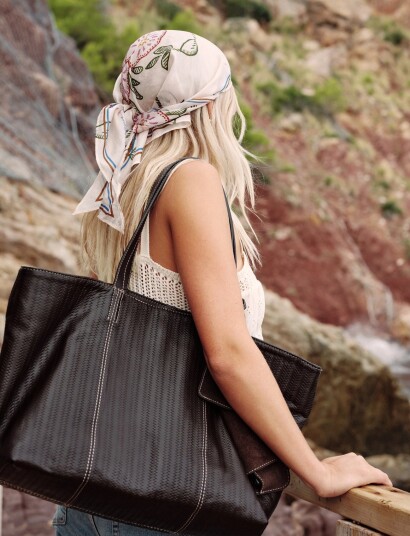 Becksöndergaard Efloria Triangle Taby Scarf Cream ONE SIZE
