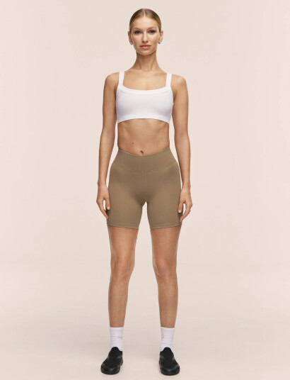 Casall Essential Regular Waist Biker Beige M