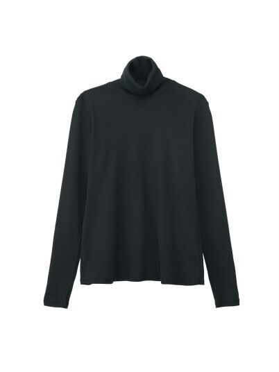 Julie Josephine Camilla Genser . Sort female XS Julie Josephine Camilla Genser . Sort female XS