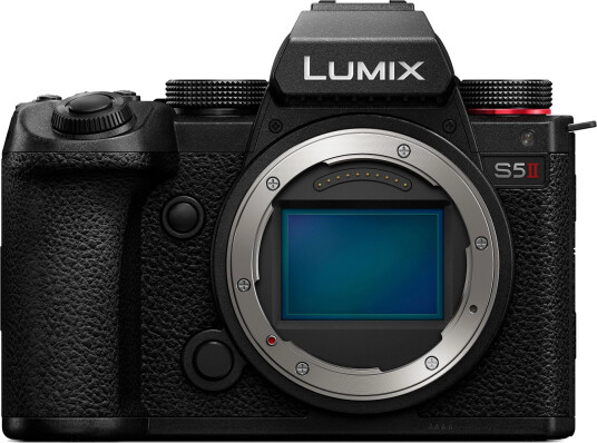 Panasonic Lumix S5II Kamerahus 24,2 MP. Fasehybrid autofokus. Aktiv IS Panasonic Lumix S5II Kamerahus 24,2 MP. Fasehybrid autofokus. Aktiv IS