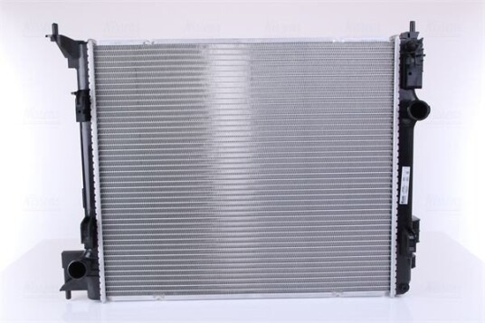 Radiator NISSENS 68788