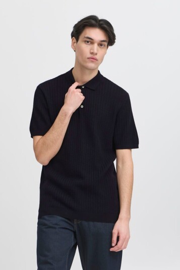 Casual Friday Cfkarl Structured Knit Polo Dark Navy M Kortarmede Skjorter Casual Friday Cfkarl Structured Knit Polo Dark Navy M Kortarmede Skjorter