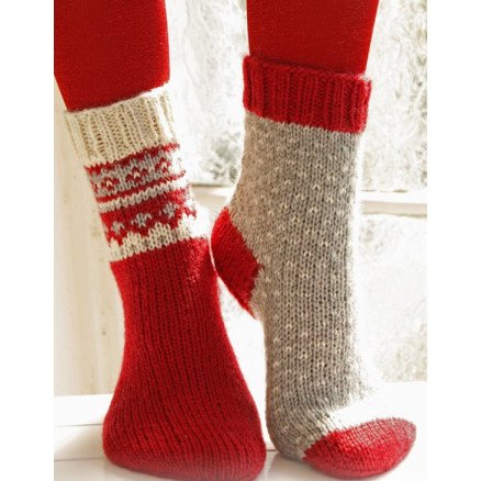 Twinkle Toes by DROPS Design 1 Julesokker Grå med Lus Mønster Strikkeoppskrift str 22 43