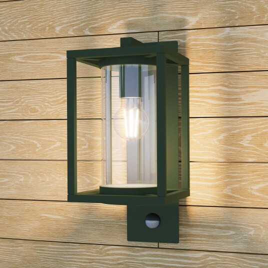 Lucande utendørs vegglampe Ferda, sensor, hengende, mørkegrønn Lucande utendørs vegglampe Ferda, sensor, hengende, mørkegrønn