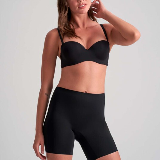 Bye Bra - Formende shorts Smooth Essentials Mid Waist Short - light support - Svart Bye Bra - Formende shorts Smooth Essentials Mid Waist Short - light support - Svart