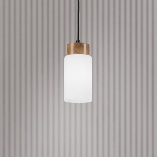 Lamkur Lighting Markus hengelampe opalglass/eiketre Ø 9,5 cm E27 Lamkur Lighting Markus hengelampe opalglass/eiketre Ø 9,5 cm E27