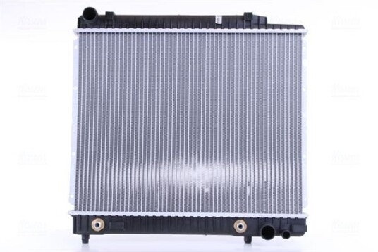 Radiator NISSENS 62724A