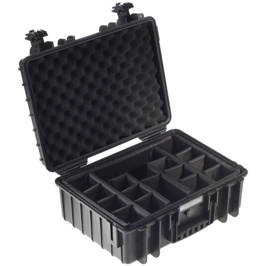 B&W International Type 5000 Utendørs Transportcase Sort med Vannavstøtende Funksjon