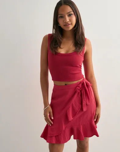 Pieces Rød Pcsastina Hw Skirt Wvn Bc