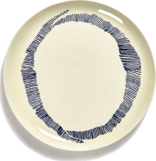 Feast Plate 26,5 cm White / Blue Striped Feast Plate 26,5 cm White / Blue Striped