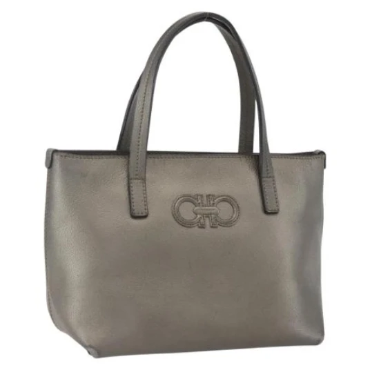 Salvatore Ferragamo Dame Grå