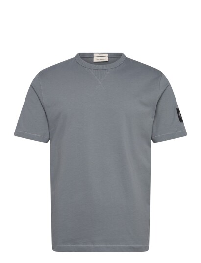Calvin Klein Jeans Badge Regular Tee Grey M Calvin Klein Jeans Badge Regular Tee Grey M