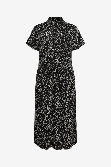 Vero Moda Curve - Skjortekjole vmCeasy Joy S/S Long Shirt Dress WV - Svart