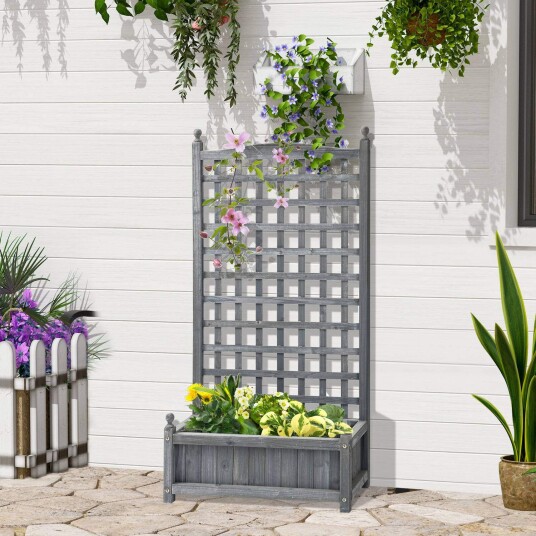 Lys grå plantekasse med espalier for klatreplanter