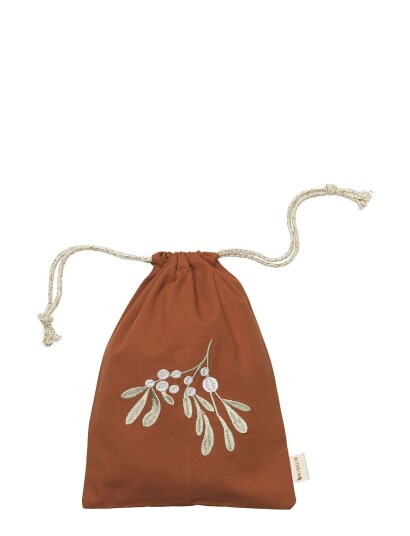 Fabelab Gavepose Mistletoe Broderi Cinnamon Brown 30x23cm Fabelab Gavepose Mistletoe Broderi Cinnamon Brown 30x23cm
