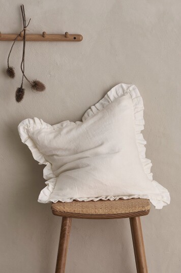 Ellos Home Putetrekk Candice Frill i vasket lin Hvit Ellos Home Putetrekk Candice Frill i vasket lin Hvit