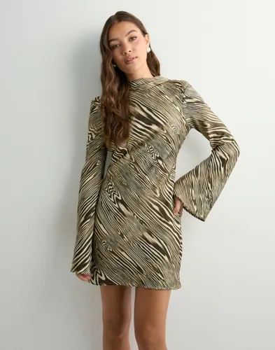 Malina   Beige   Cezanne Low Back Satin Mini dress