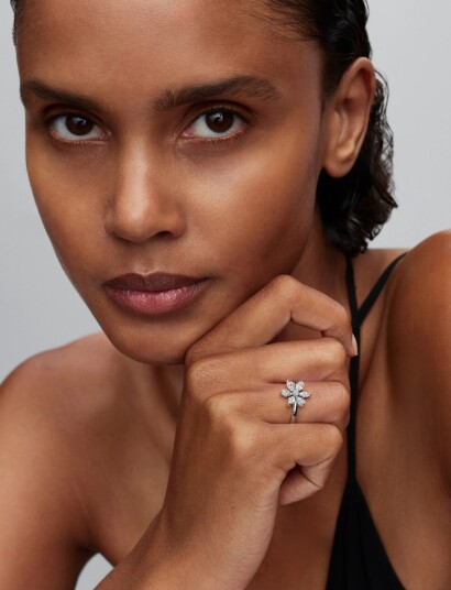 Pandora Herbarium Sparkling Flower Cocktail Ring Silver 52