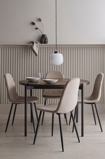 Ellos Home   Spisegruppe Gilda med 1 bord og 4 stoler   Brun