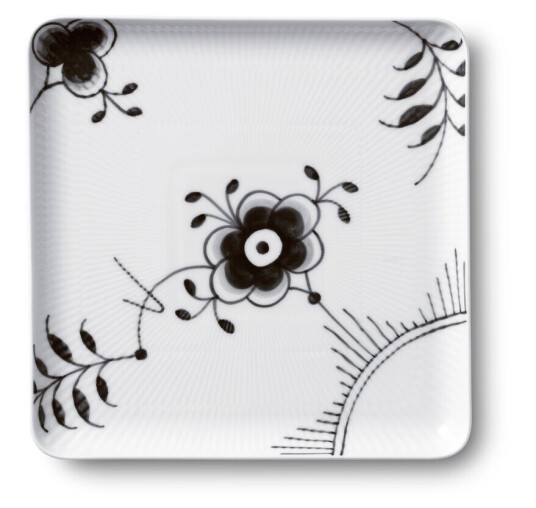 Royal Copenhagen Black Fluted Mega kvadratisk tallerken 20x20 cm Royal Copenhagen Black Fluted Mega kvadratisk tallerken 20x20 cm