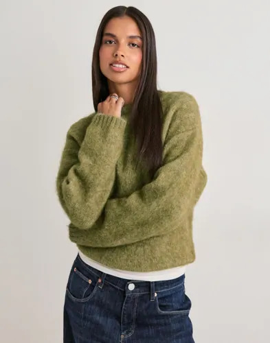 Nelly Grønn Premium Knit Sweater