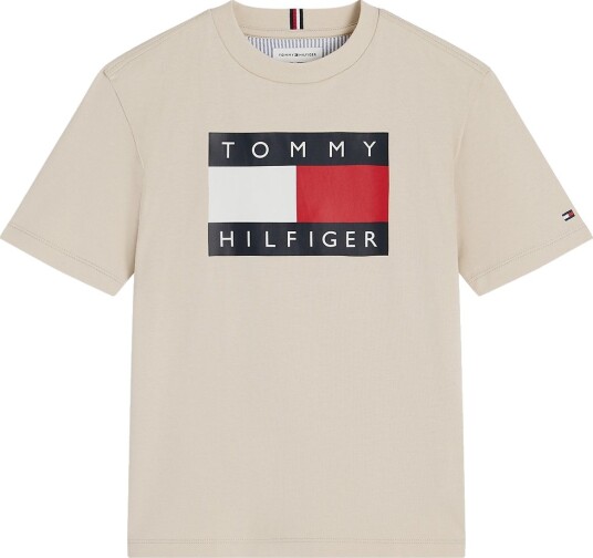 Tommy Hilfiger T-skjorte - Heritage - Classic+ Beige - Tommy Hilfiger - 8 Är (128) - T-skjorte Tommy Hilfiger T-skjorte - Heritage - Classic+ Beige - Tommy Hilfiger - 8 Är (128) - T-skjorte