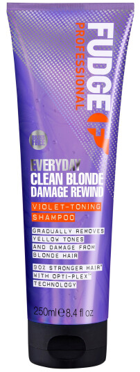 Fudge Clean Blonde Damage Rewind Violet Toning Shampoo 250 ml for blondt og skadet hår Fudge Clean Blonde Damage Rewind Violet Toning Shampoo 250 ml for blondt og skadet hår