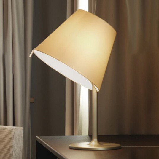 Bordlampe Artemide Melampo Beige Stue Stoff / Tekstil Design 84 Beige
