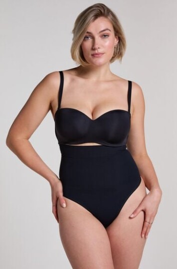 Hunkemöller Invisible g streng Svart