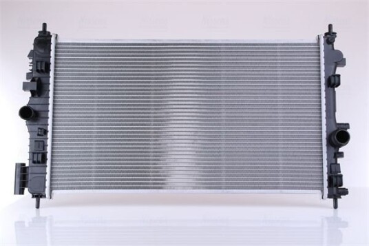 Radiator NISSENS 630716