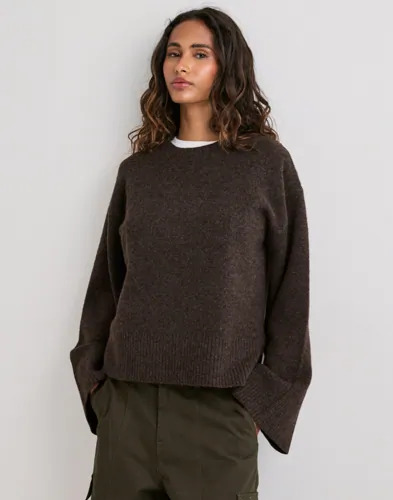 Nelly Brun Perfect Knit Sweater