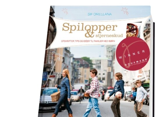 Spilopper & Stjerneskud | Sif Orellana | Språk: Dansk