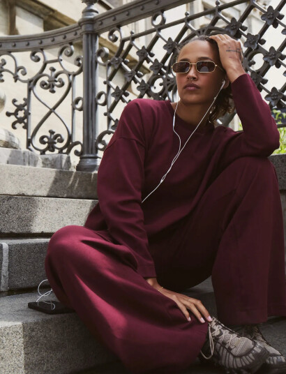 Moonchild Yoga Wear Moonchild Box Sweatpants - Burgundy - L