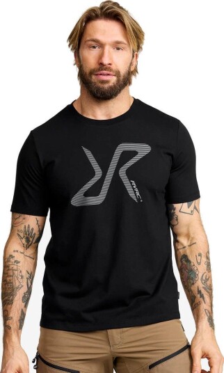 RevolutionRace Easy Graphic Logo T Shirt Herre Black Størrelse:3XL Herre > Overdeler > T skjorter