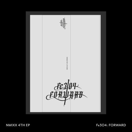 NMIXX Fe3O4: FORWARD Ready Ver. CD NMIXX Fe3O4: FORWARD Ready Ver. CD