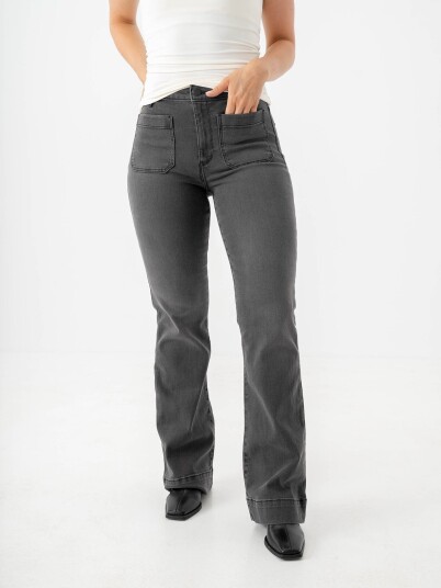 Wrangler Flare Grå 33/32 Wrangler Flare Grå 33/32