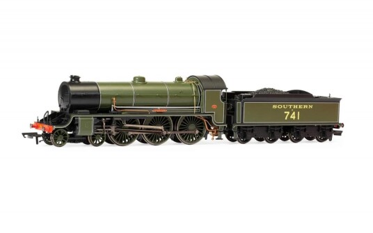 Hornby SR Class N15 4-6-0 Joyous Gard No.741 - Big Four Cenentary Collection Limited Edition - DCC Ready - Era 3