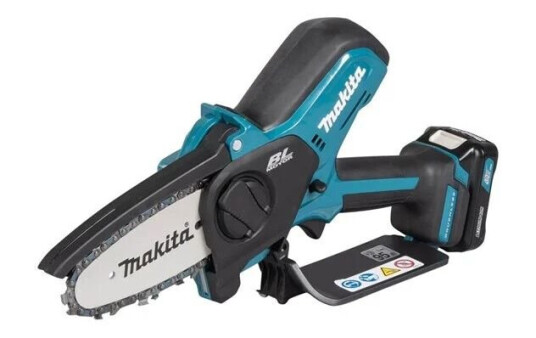 Makita UC100DZ Chainsaw