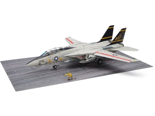 Tamiya 1/48 Grumman F-14A Tomcat (Late Model) Carrier Launch Set