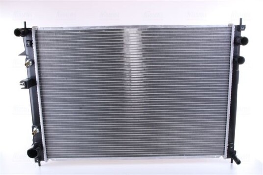 Radiator NISSENS 67727