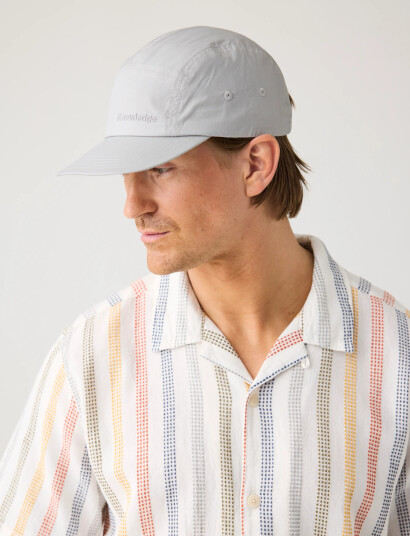 Knowledge Cotton Apparel Vent Riptop 90 5 Panel Cap Grey ONE SIZE Knowledge Cotton Apparel Vent Riptop 90 5 Panel Cap Grey ONE SIZE