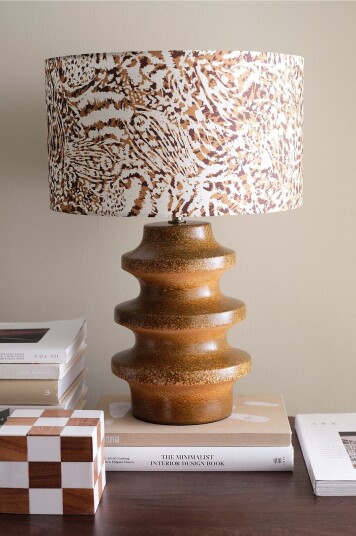 Ellos Home Bordlampe Golda Brun