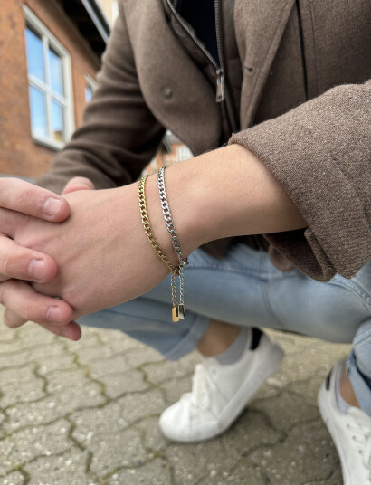 Samie Basic Chain Bracelet Gold ONE SIZE Samie Basic Chain Bracelet Gold ONE SIZE
