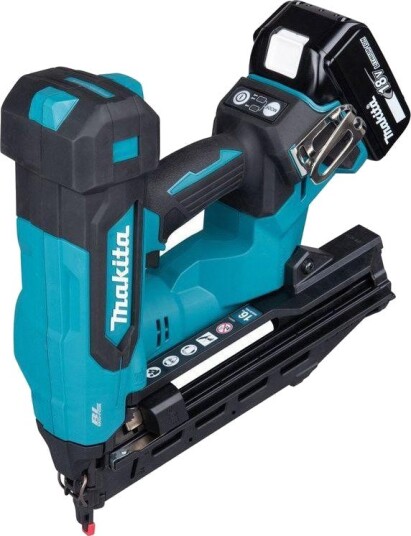 Makita Dykkertpistol DBN610ZJ 18 v, 32-64mm, 2 × 5,0 ah Batterier