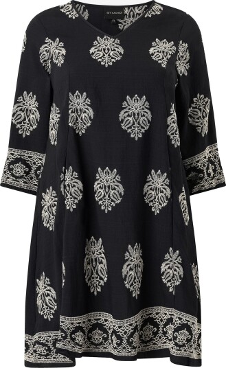 Studio SBirgitte Kjole i Svart - Elegant Damekjole