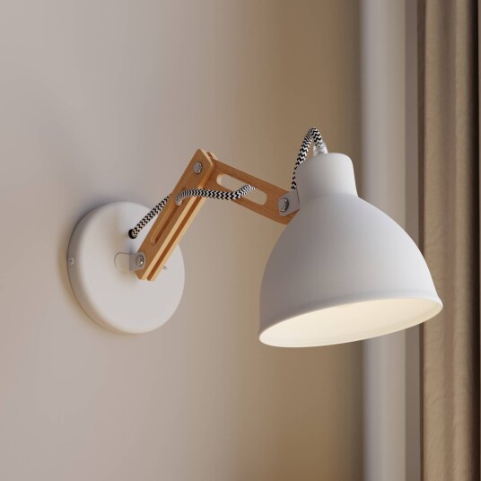 Euluna Skansen vegglampe justerbar trearm hvit Euluna Skansen vegglampe justerbar trearm hvit