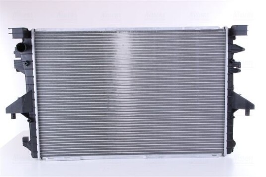 Radiator NISSENS 65285